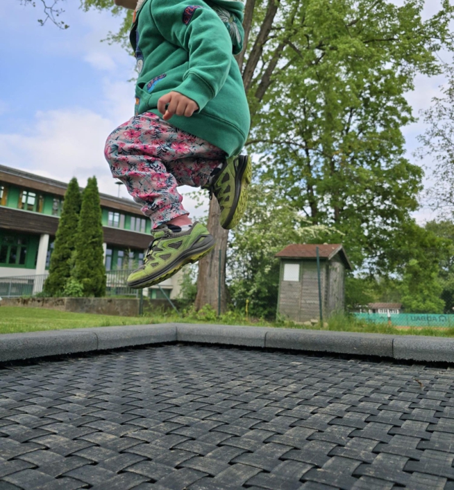 Trampolin